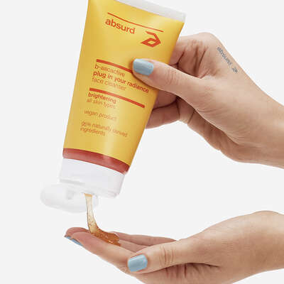 Brightening cleansing gel - Plug in Your Radiance