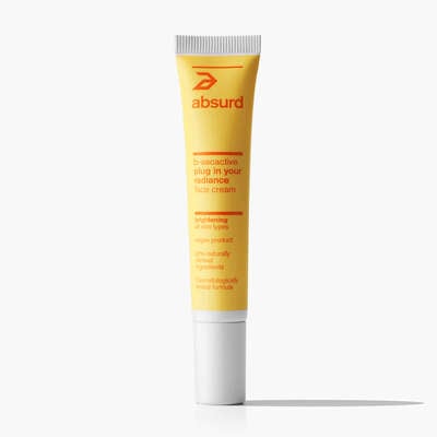 3 IN 1 FACE CREAM WITH VITAMIN C - PLUG IN YOUR RADIANCE