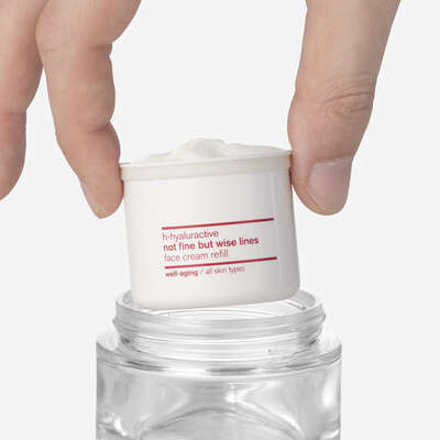 Anti-aging filler effect face cream refill - Not Fine but Wise Lines 