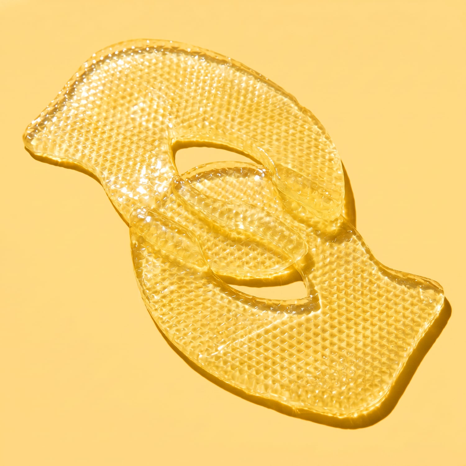 EYE HUG ILLUMINATING EYE PATCHES - PLUG IN YOUR RADIANCE