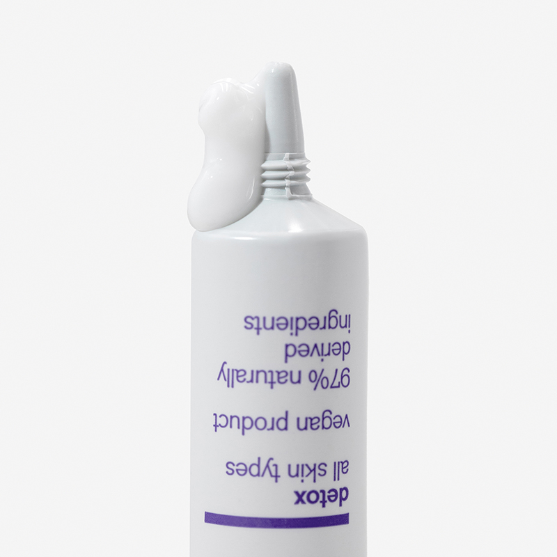 Detoxifying eye contour cream - Not an Ordinary Rehab