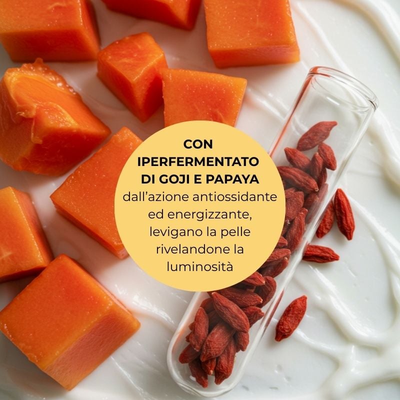 CREMA VISO 3 IN 1 CON VITAMINA C - PLUG IN YOUR RADIANCE