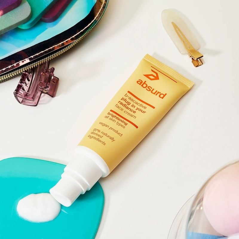 3 IN 1 FACE CREAM WITH VITAMIN C - PLUG IN YOUR RADIANCE