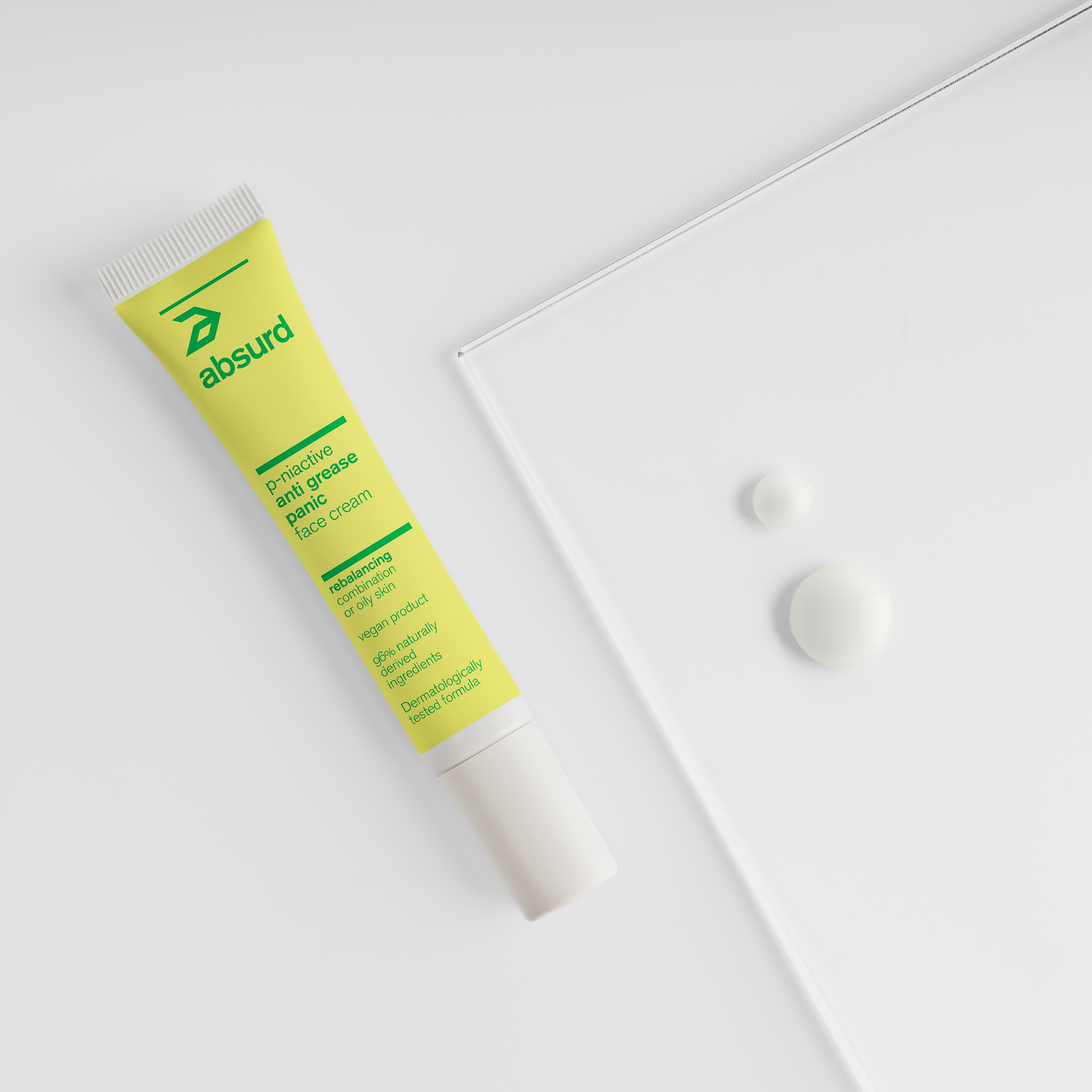 CREMA VISO RIEQUILIBRANTE CON NIACINAMIDE- ANTI GREASE PANIC