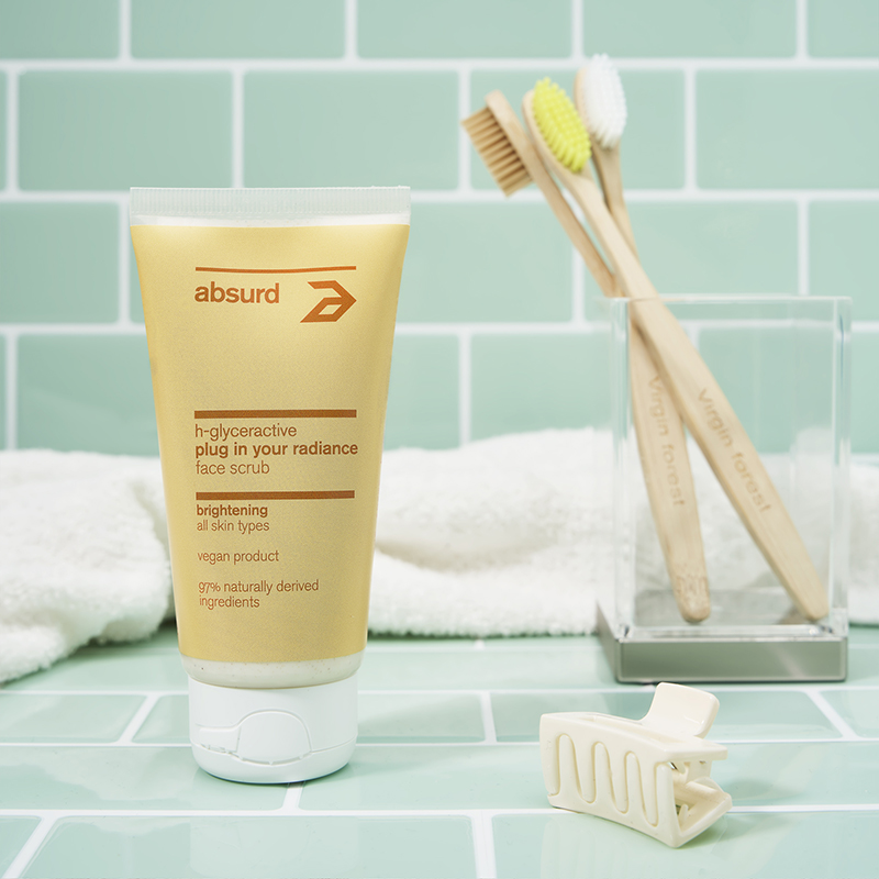 SCRUB VISO ILLUMINANTE - PLUG IN YOUR RADIANCE