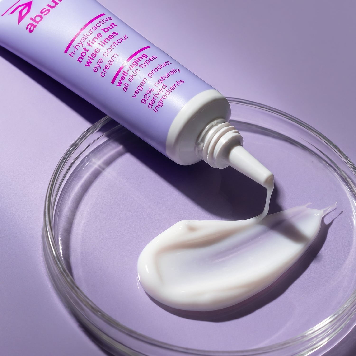 Anti-aging eye contour cream filler effect - Not Fine but Wise Lines 